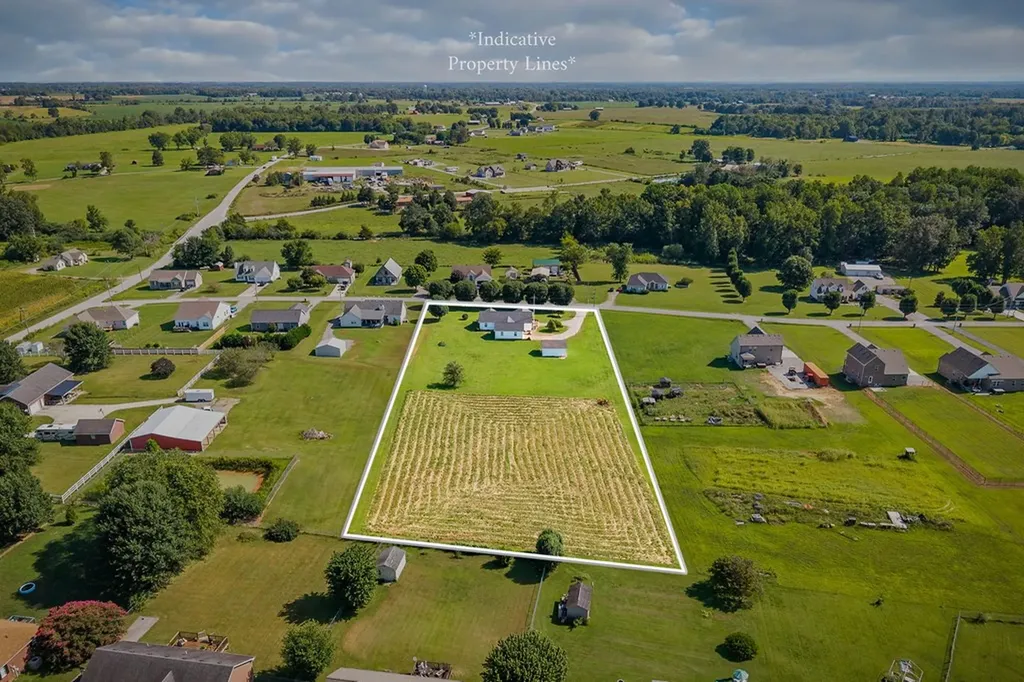 186 Pine Creek Drive Smithville TN 37166