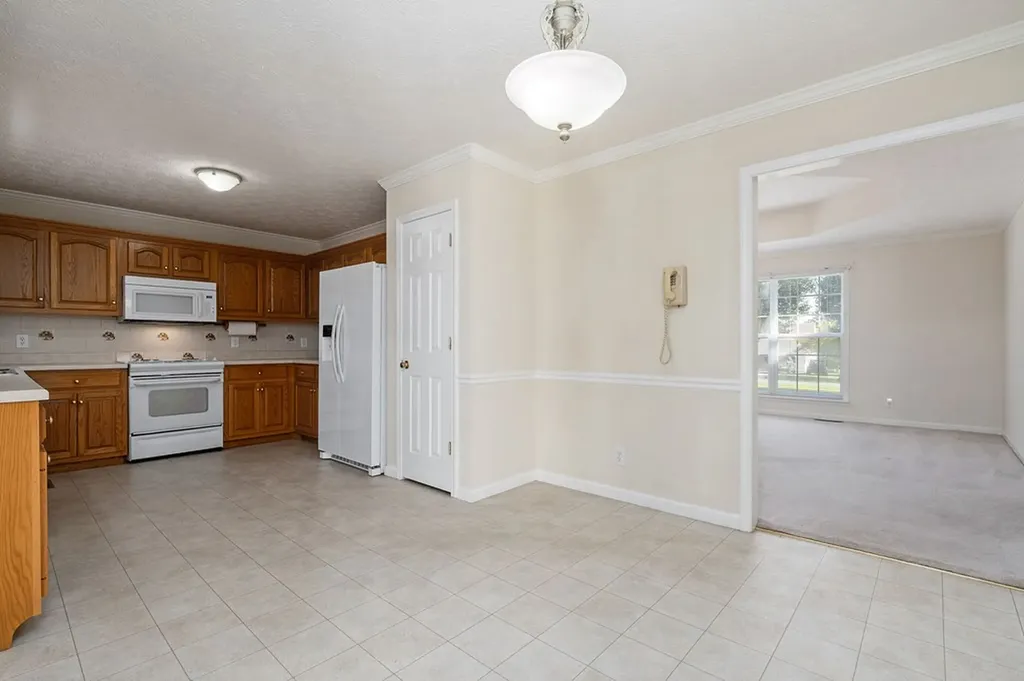 186 Pine Creek Drive Smithville TN 37166