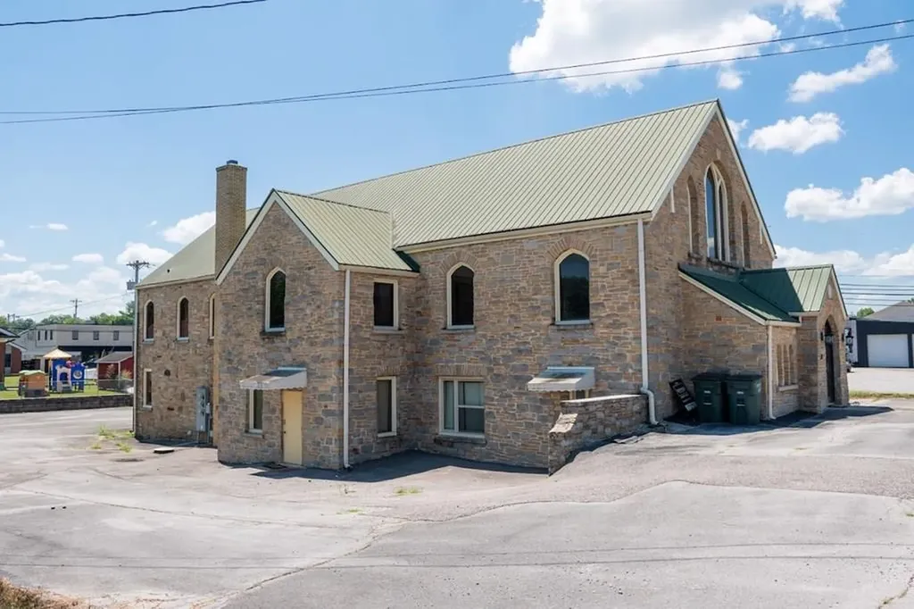 18 North Church Street Sparta TN 38583