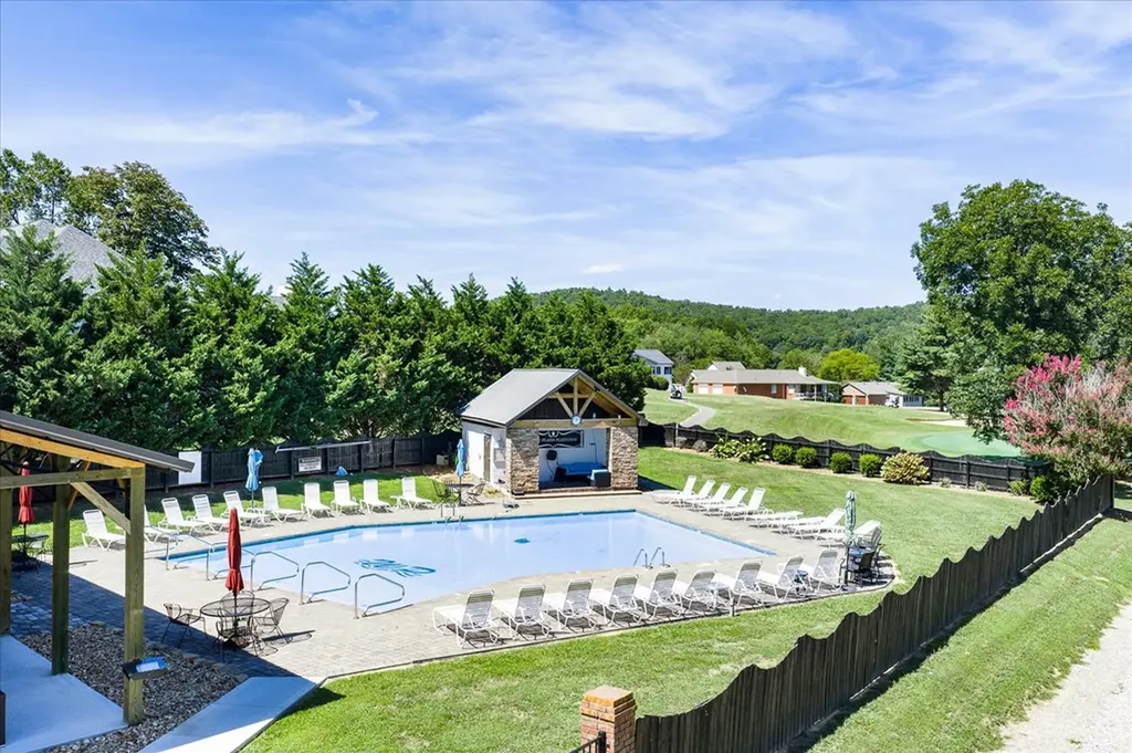 461 S. Plantation Drive Cookeville TN 38506