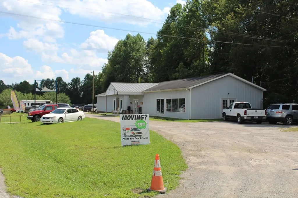 3818 S Grundy Quarles Highway Gainesboro TN 38562