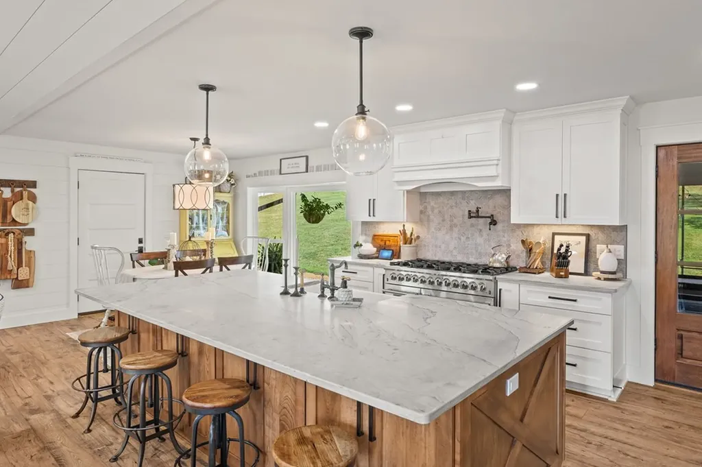 629 Clark Avenue Cookeville TN 38501