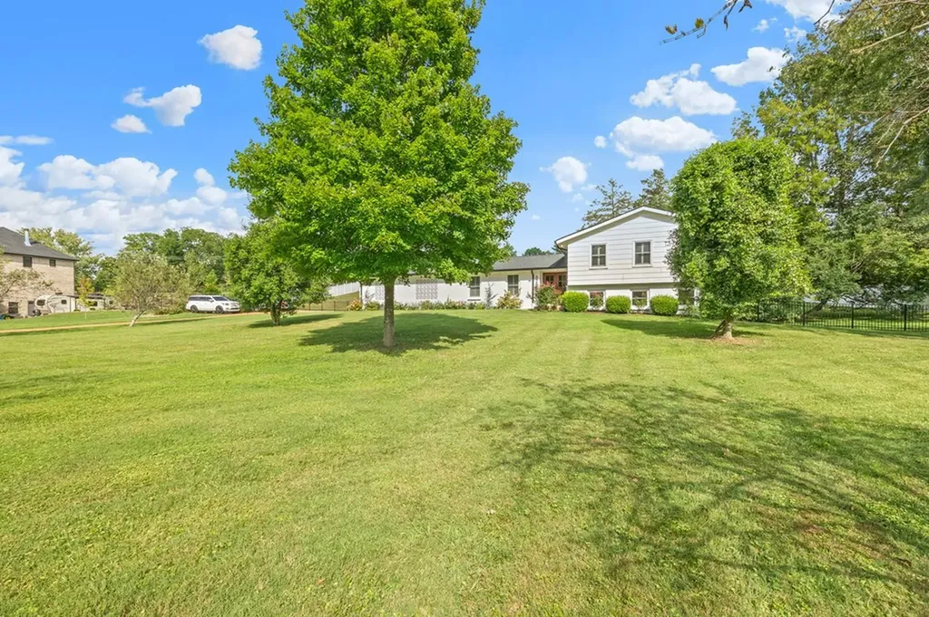 629 Clark Avenue Cookeville TN 38501