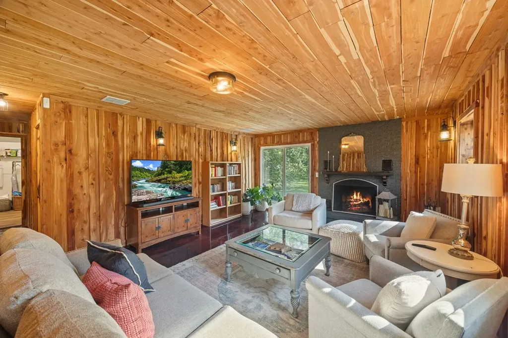 629 Clark Avenue Cookeville TN 38501