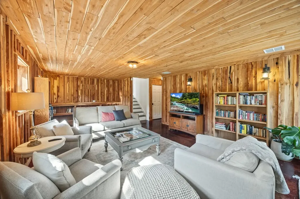 629 Clark Avenue Cookeville TN 38501