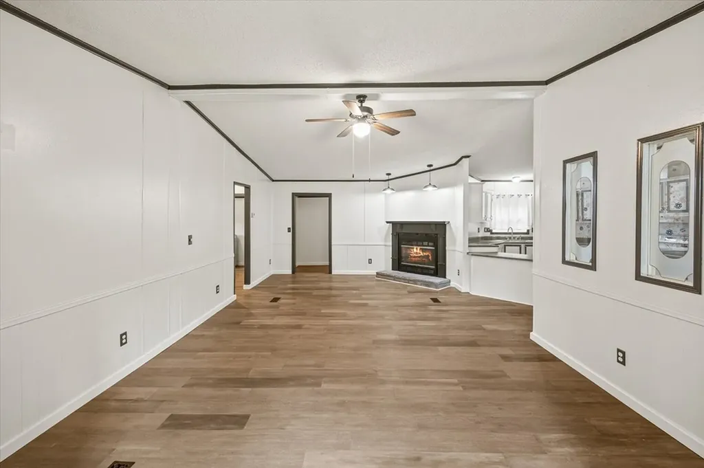 5992 Willow Grove Highway Allons TN 38541