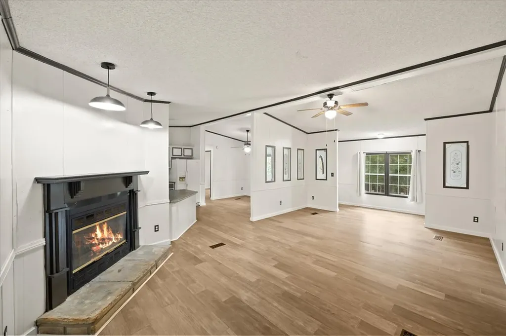 5992 Willow Grove Highway Allons TN 38541