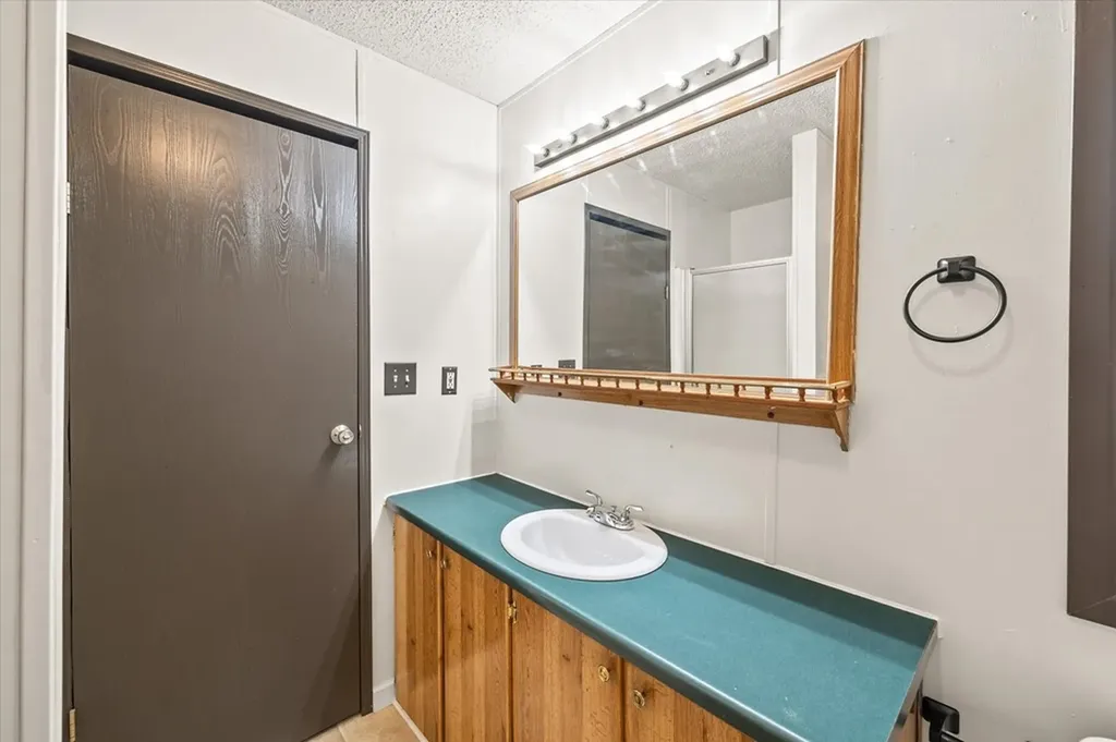 5992 Willow Grove Highway Allons TN 38541