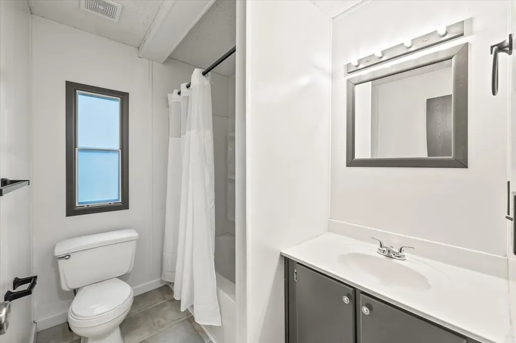 5992 Willow Grove Highway Allons TN 38541