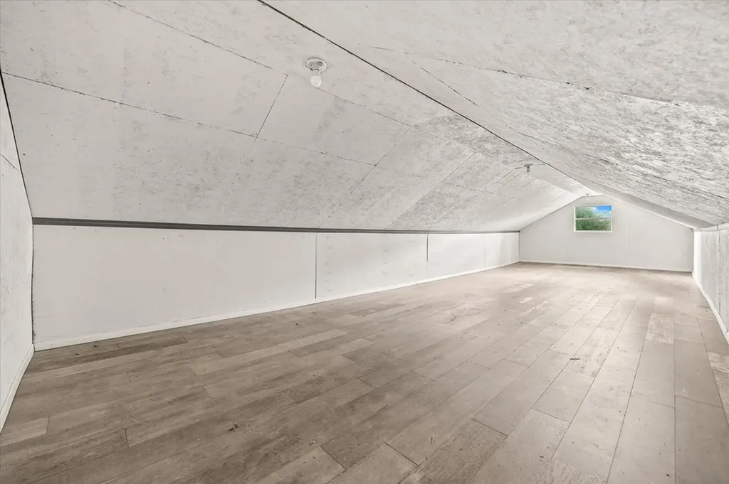 5992 Willow Grove Highway Allons TN 38541