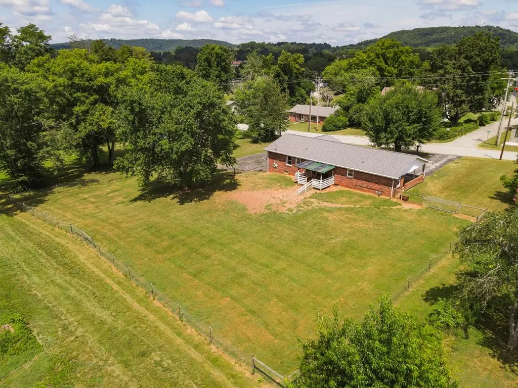 503 Evans Street Livingston TN 38570