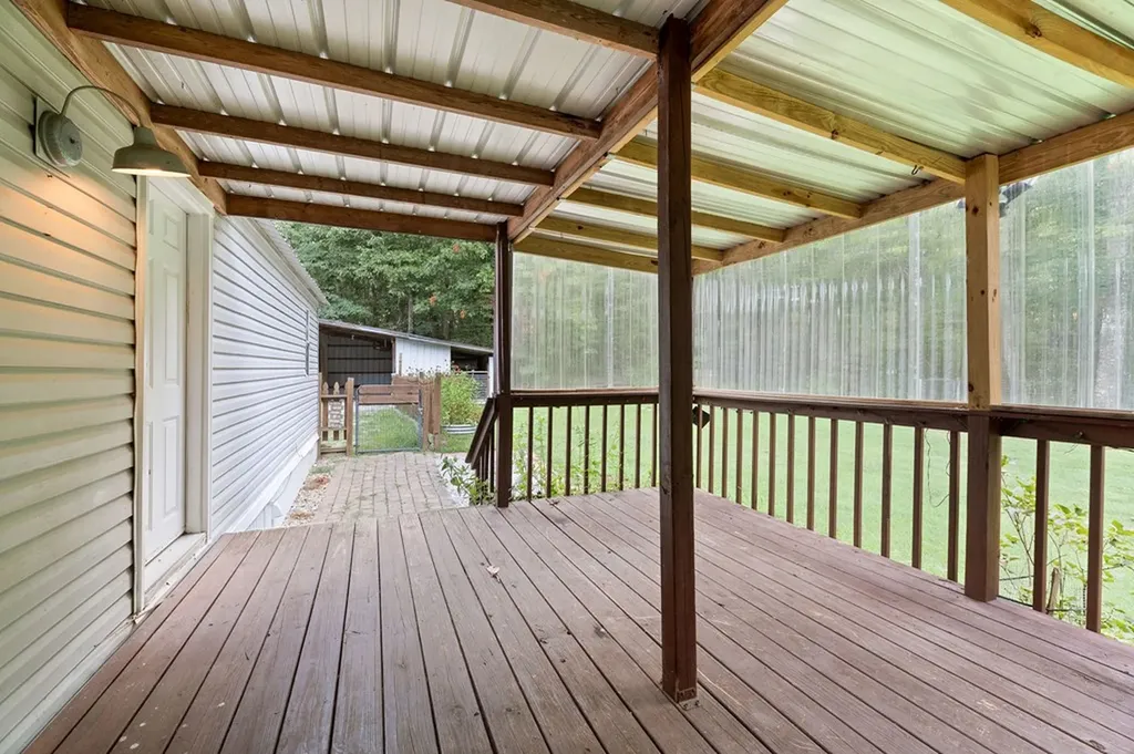 629 Woodland Trail Sparta TN 38583