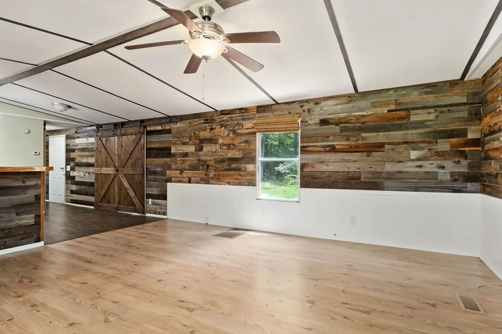 629 Woodland Trail Sparta TN 38583