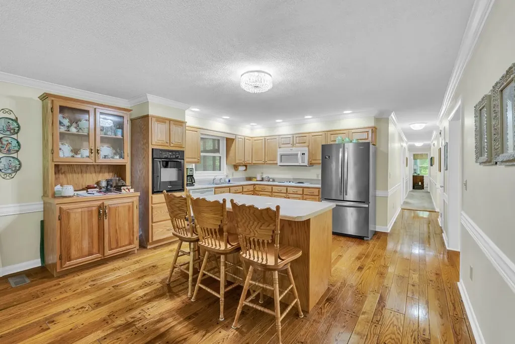 712 Callahan Road Monterey TN 38574