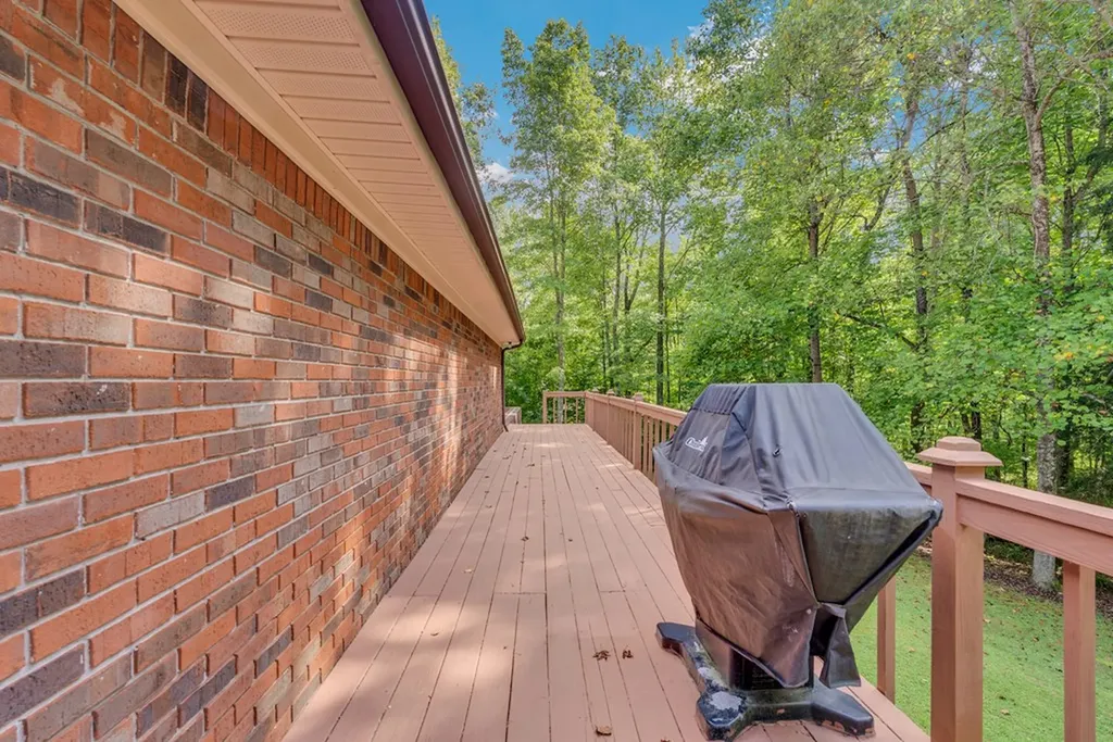 712 Callahan Road Monterey TN 38574