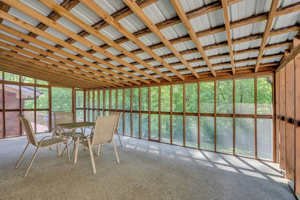 712 Callahan Road Monterey TN 38574