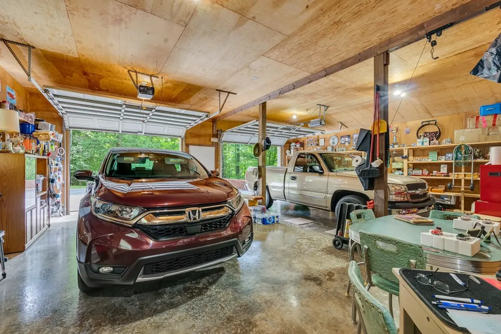 712 Callahan Road Monterey TN 38574