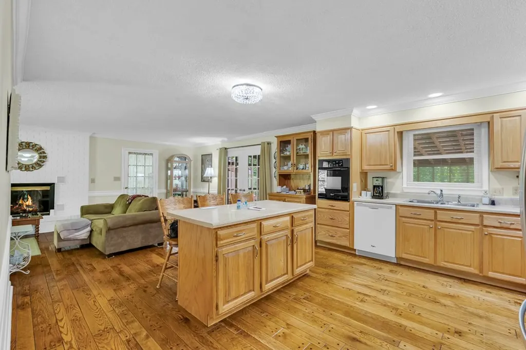 712 Callahan Road Monterey TN 38574