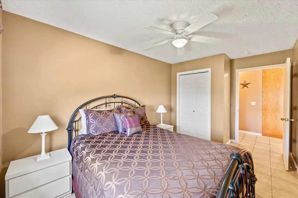 7378 Lillydale Road Byrdstown TN 38549