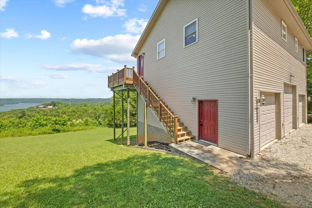 7378 Lillydale Road Byrdstown TN 38549