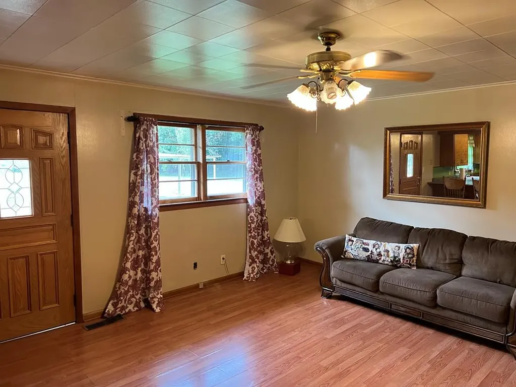 3426 Old Rock Island Road Rock Island TN 38581