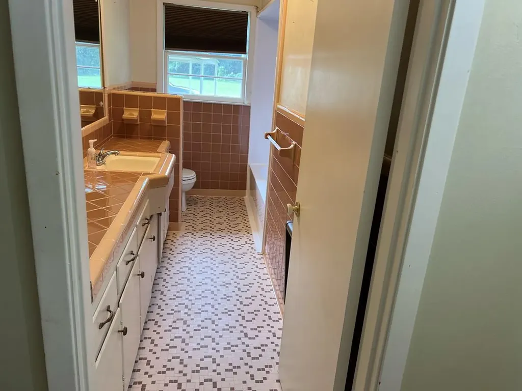 3426 Old Rock Island Road Rock Island TN 38581