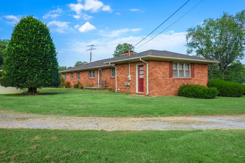 3426 Old Rock Island Road Rock Island TN 38581