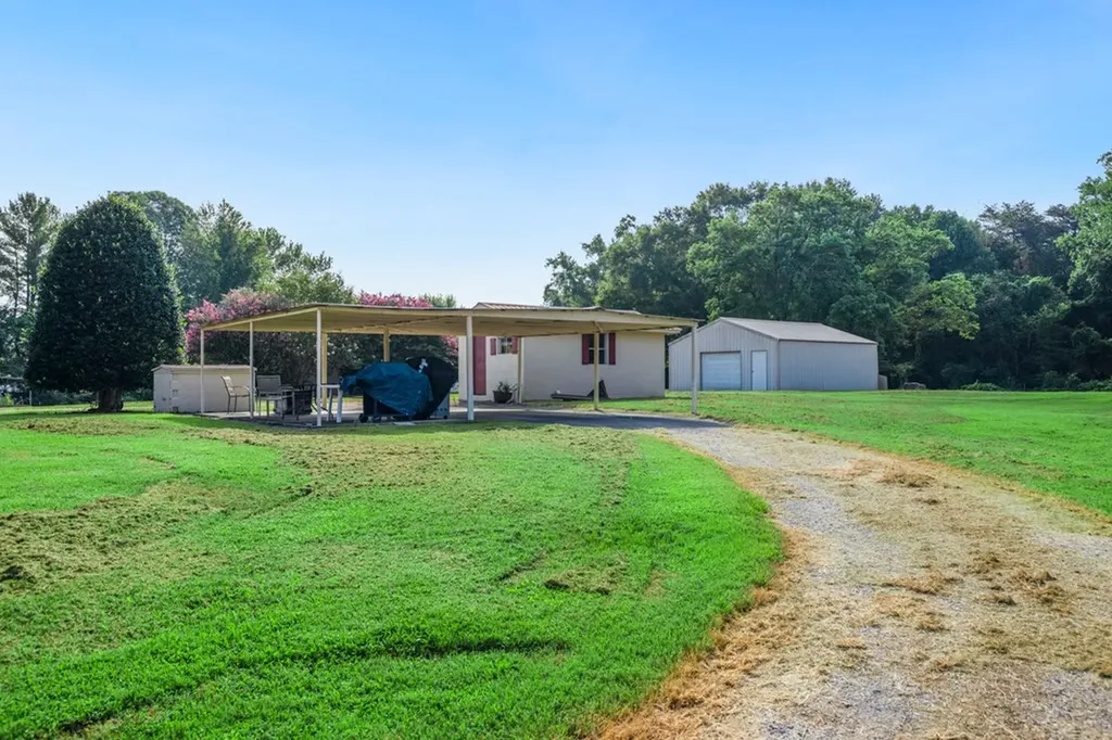 3426 Old Rock Island Road Rock Island TN 38581