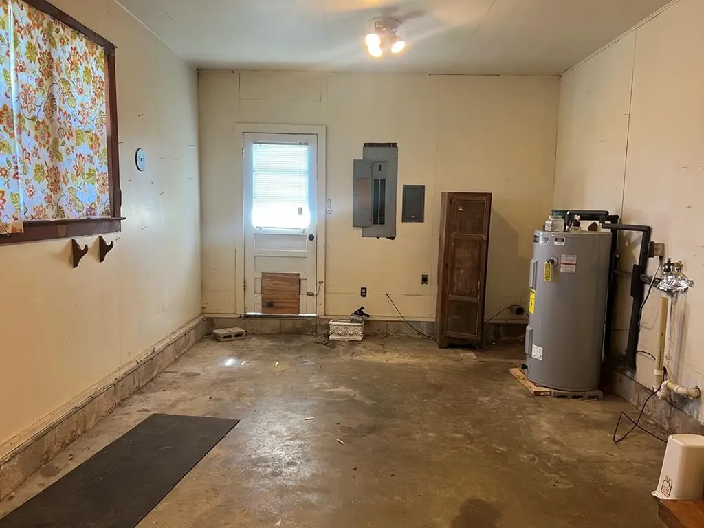 3426 Old Rock Island Road Rock Island TN 38581