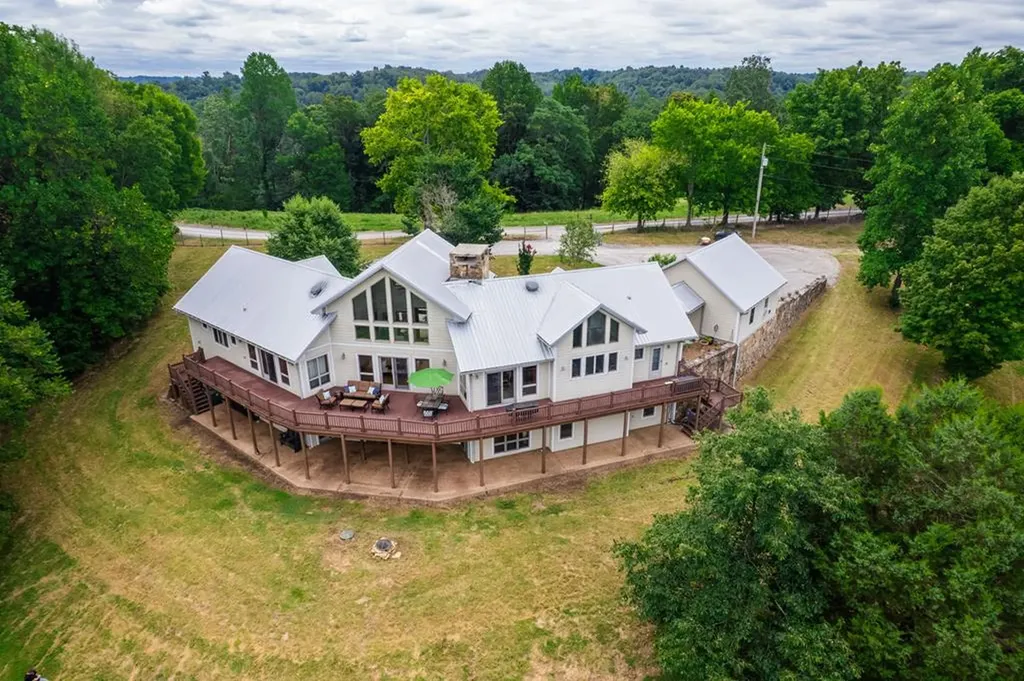 4445 Hurricane Ridge Smithville TN 37166