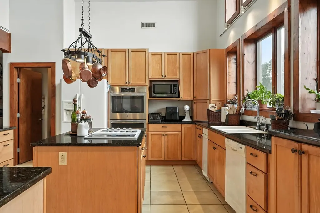 4445 Hurricane Ridge Smithville TN 37166