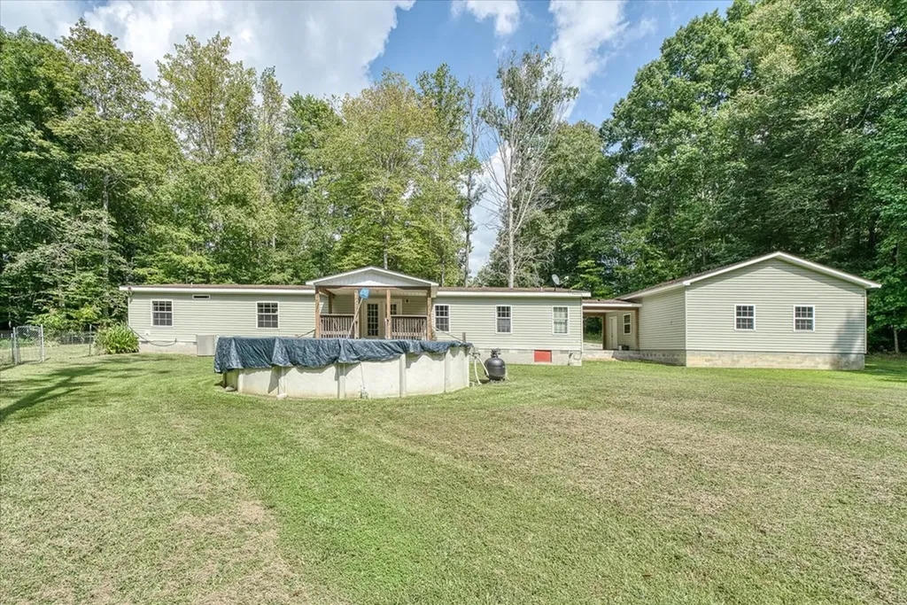 45 Butch Smith Lane Byrdstown TN 38549