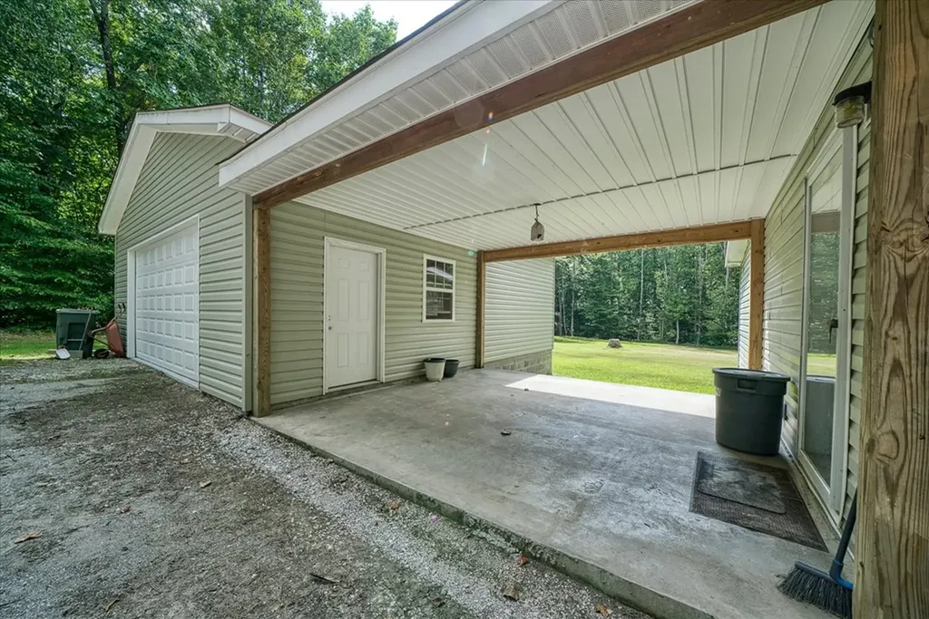 45 Butch Smith Lane Byrdstown TN 38549