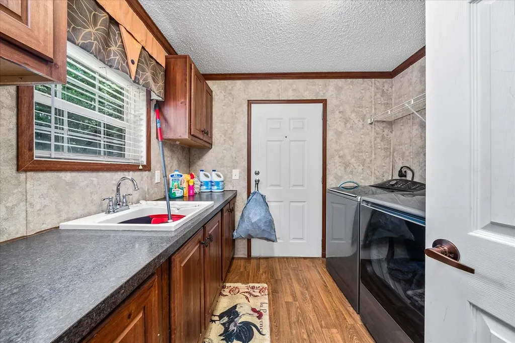 45 Butch Smith Lane Byrdstown TN 38549