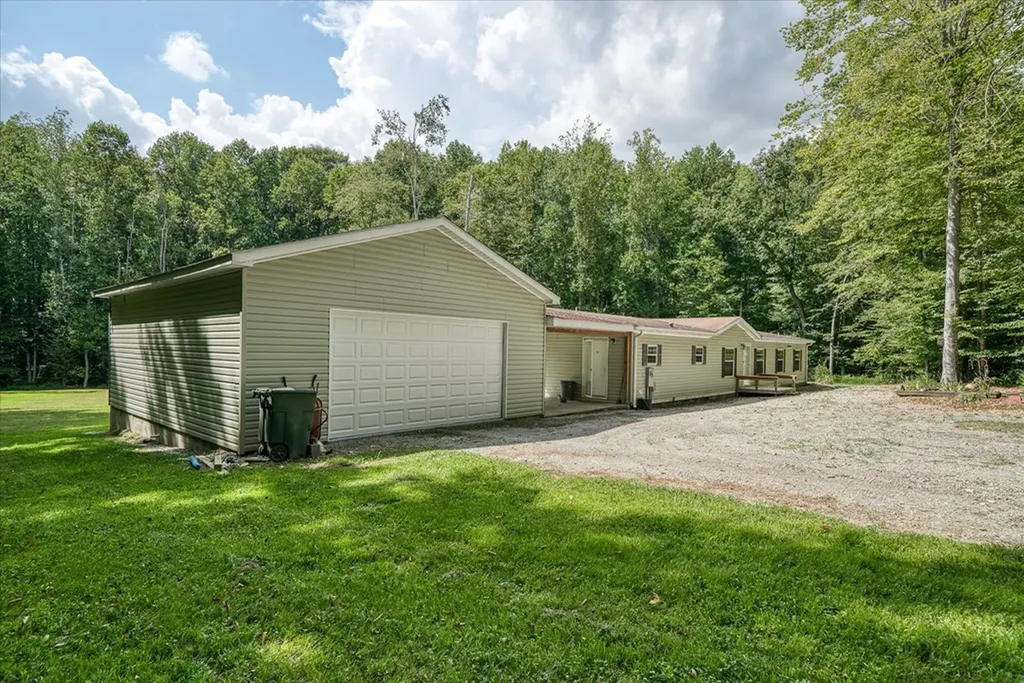 45 Butch Smith Lane Byrdstown TN 38549