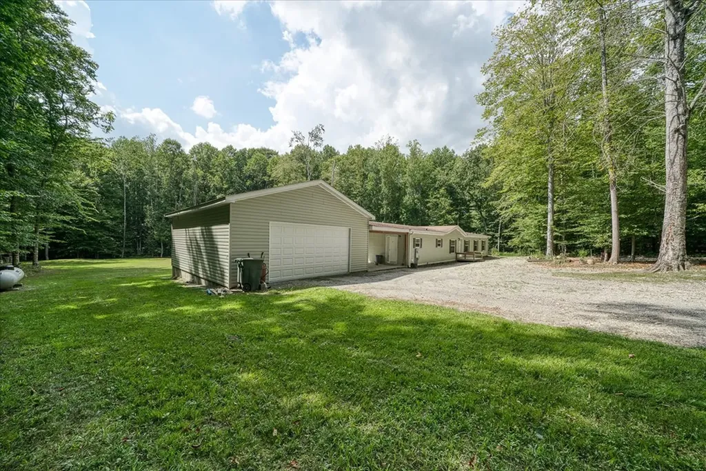 45 Butch Smith Lane Byrdstown TN 38549
