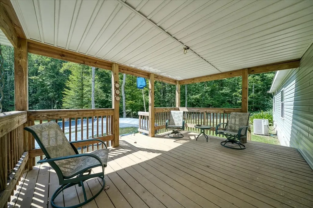 45 Butch Smith Lane Byrdstown TN 38549