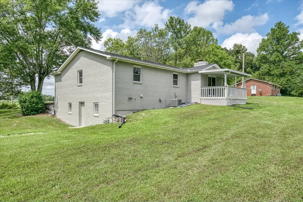 3766 Old Bridge Road Cookeville TN 38506-6246