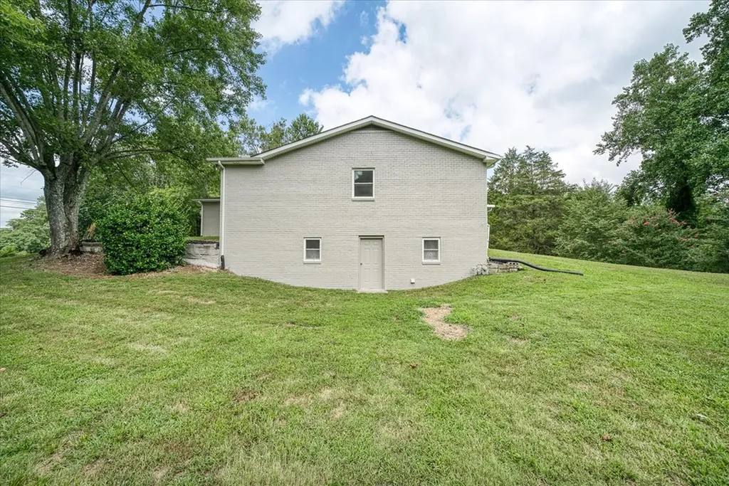 3766 Old Bridge Road Cookeville TN 38506-6246