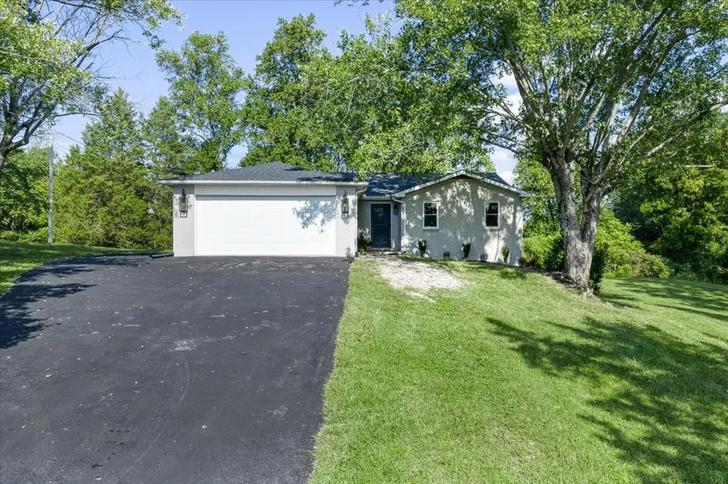 3766 Old Bridge Road Cookeville TN 38506-6246