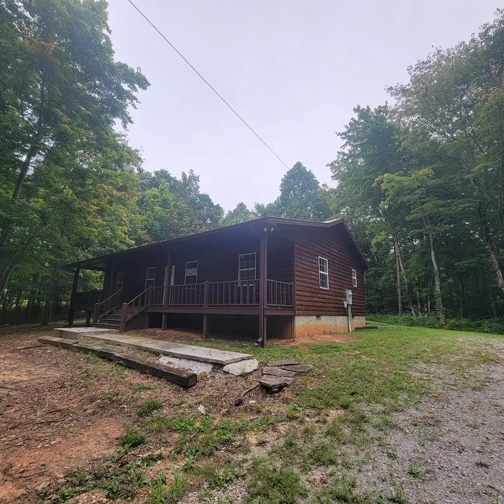 63 Longview Lane Jamestown TN 38556