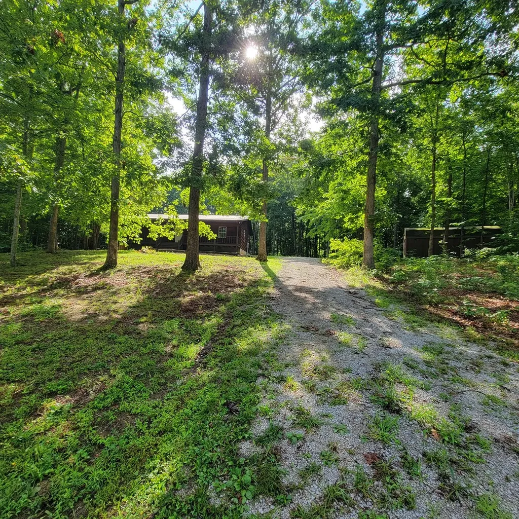 63 Longview Lane Jamestown TN 38556