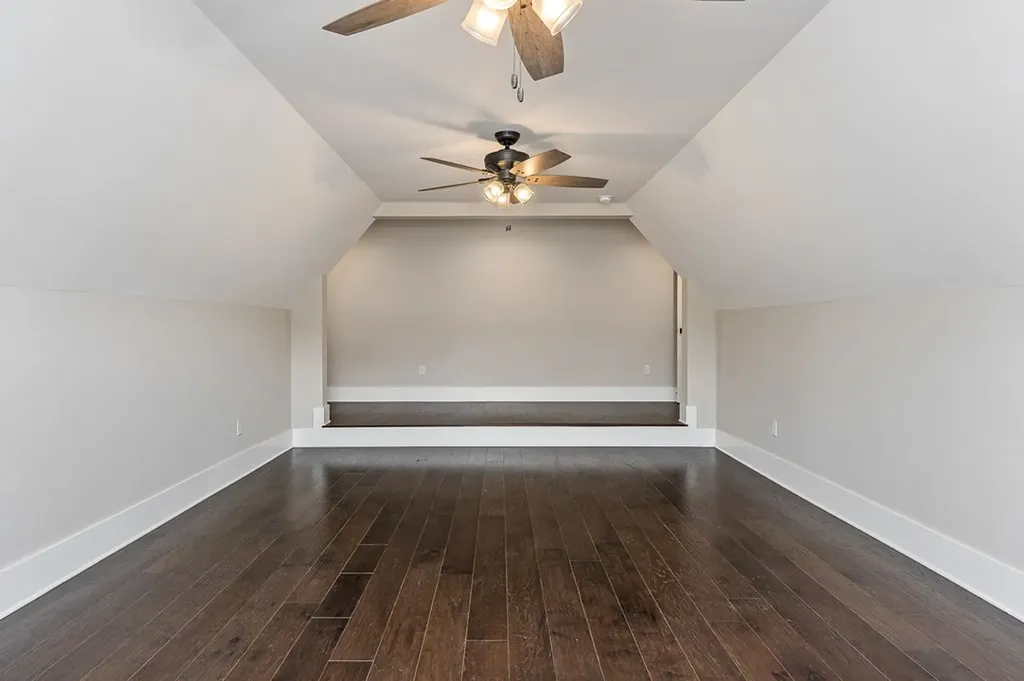 733 Jackson Avenue Carthage TN 37030