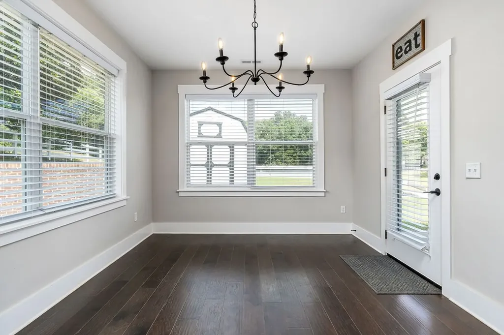 733 Jackson Avenue Carthage TN 37030