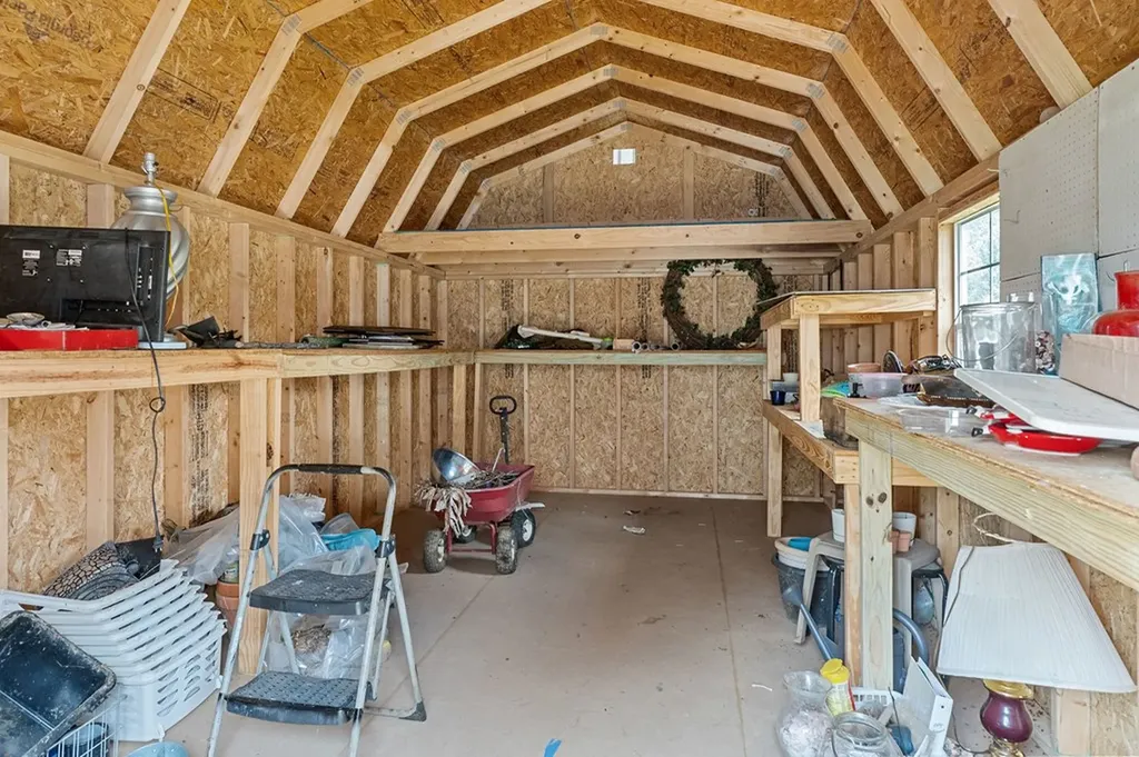 733 Jackson Avenue Carthage TN 37030