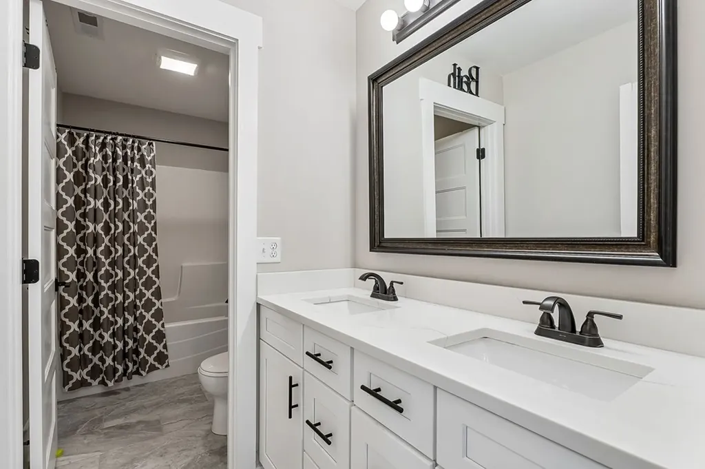 733 Jackson Avenue Carthage TN 37030