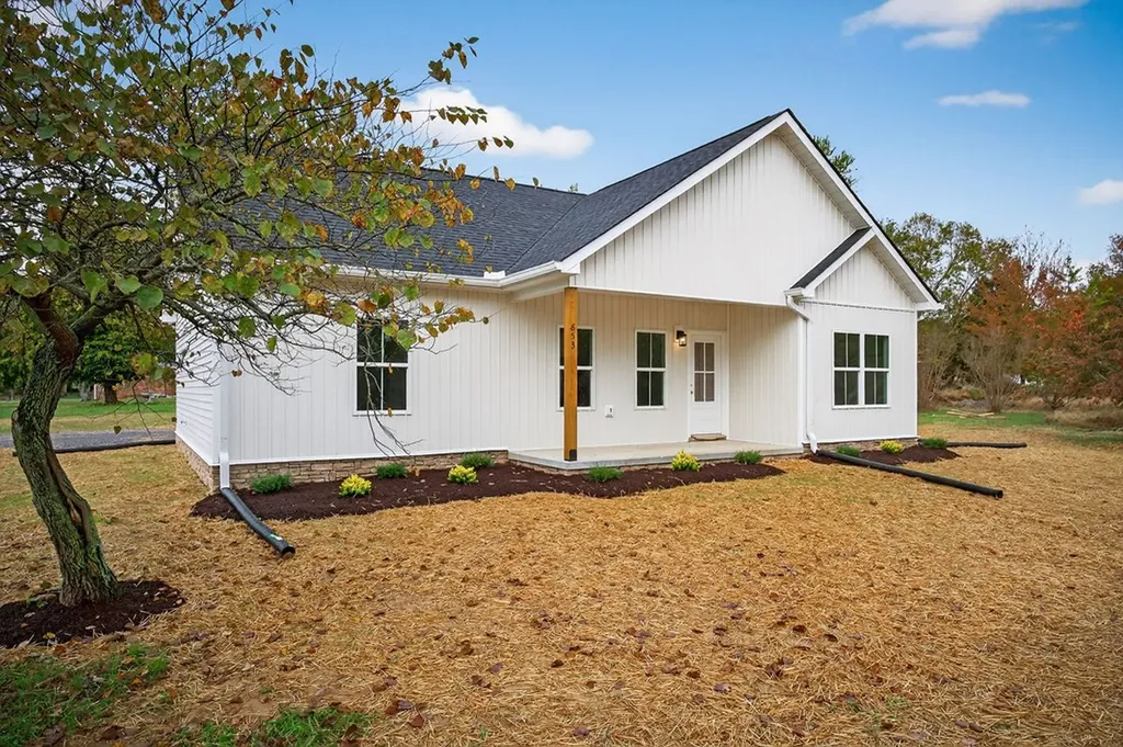 853 Anthony Avenue Smithville TN 37166