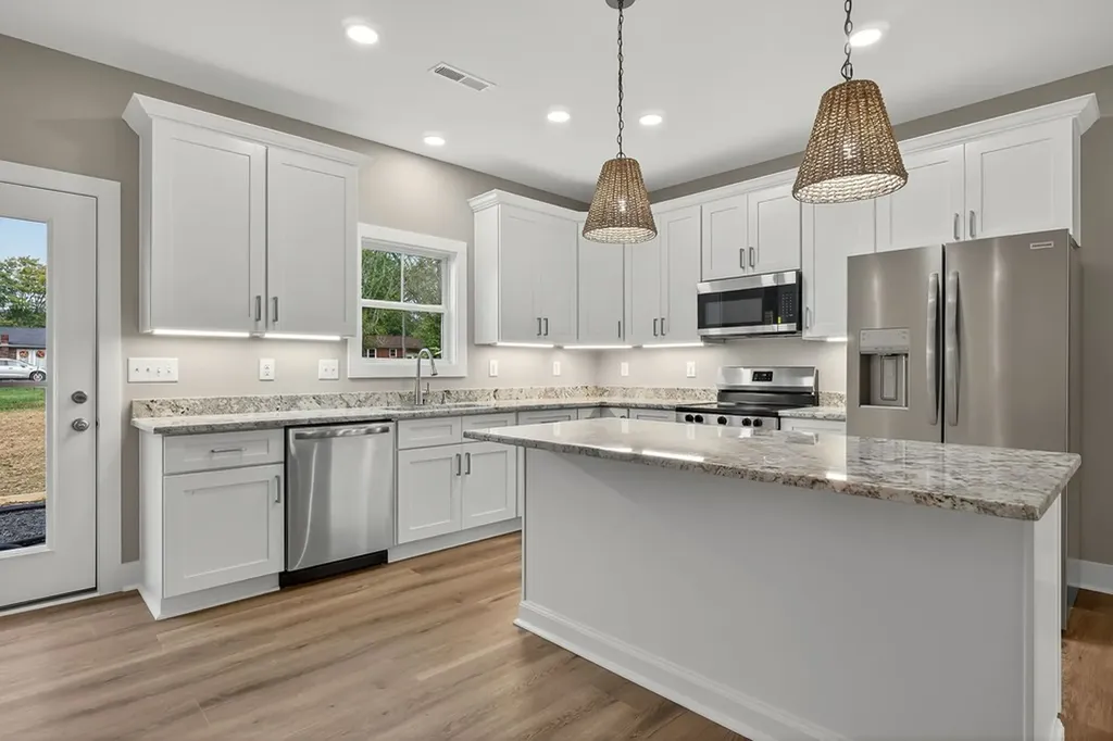 853 Anthony Avenue Smithville TN 37166