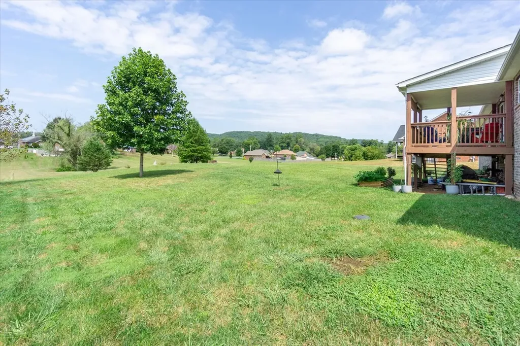 2885 Hyder Mountain Road Cookeville TN 38506