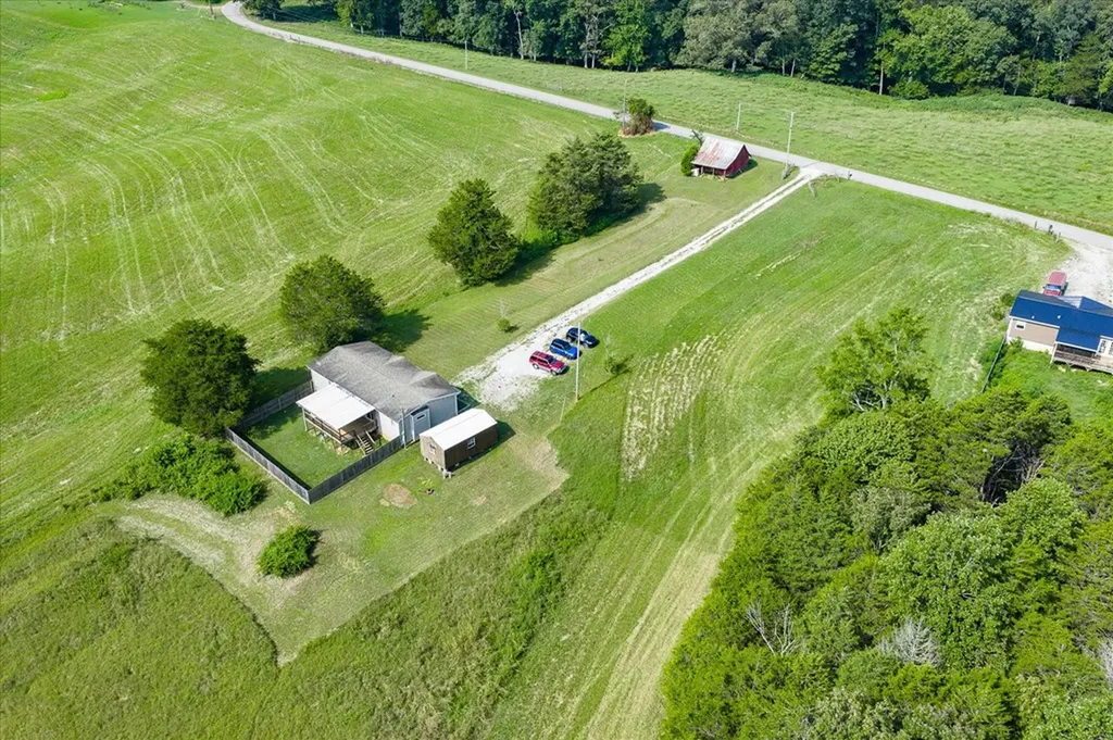 330 Griffintown Sparta TN 38583